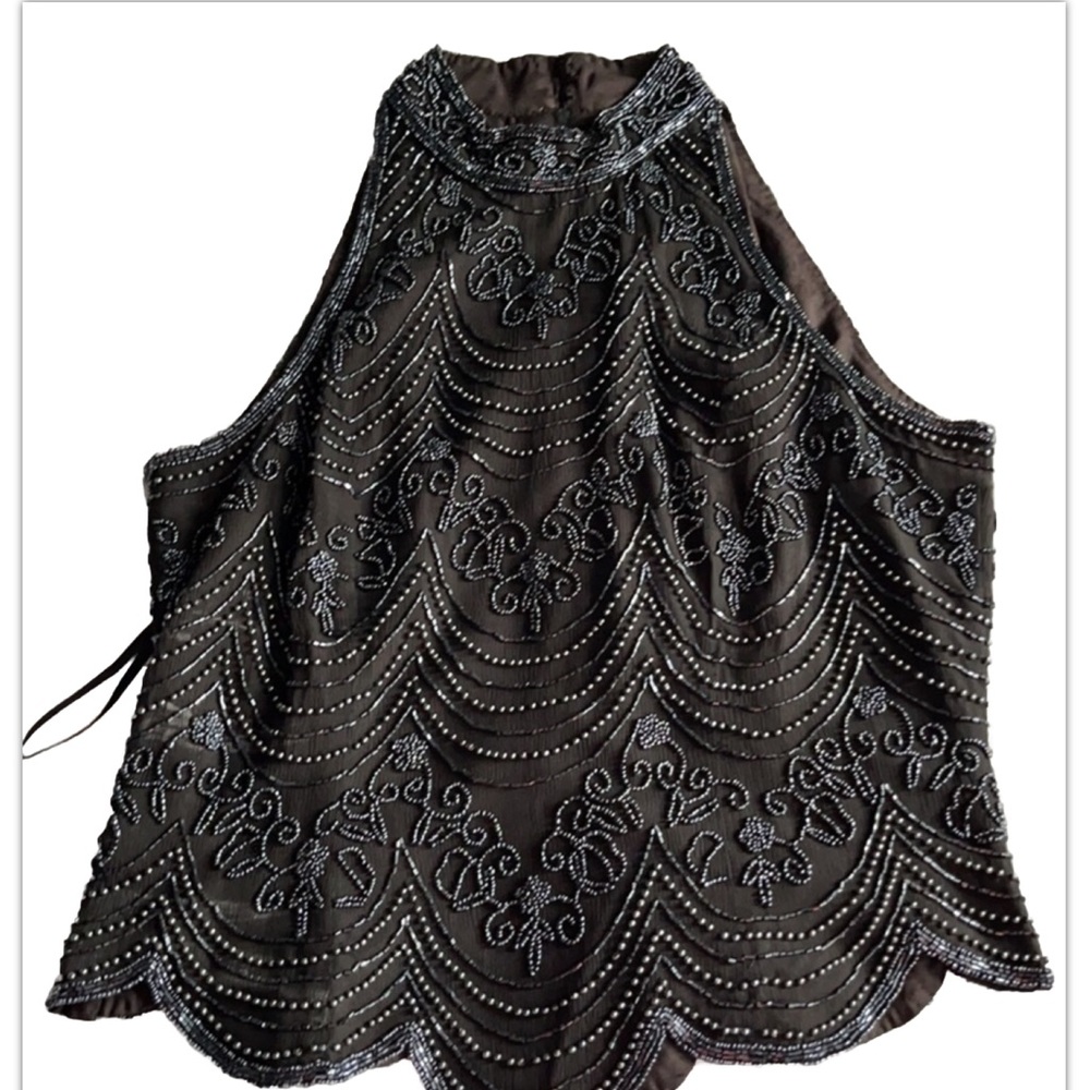 Appellate Boutique sequin black top with scalloped edges ladies Medium